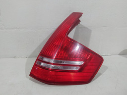 LANTERNA TRASEIRA DIREITA CITROEN C4 HATCH 2010