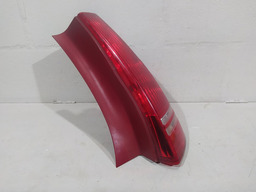 LANTERNA TRASEIRA DIREITA CITROEN C4 HATCH 2010