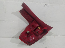 LANTERNA TRASEIRA DIREITA CITROEN C4 HATCH 2010