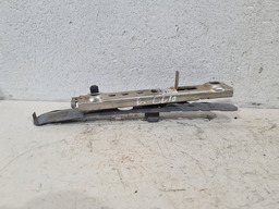 SUPORTE DIANTEIRO ESQUERDO RENAULT CLIO