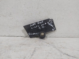 ACABAMENTO TRASEIRO ESQUERDO RACK RENAULT SCENIC 2006 DETALH