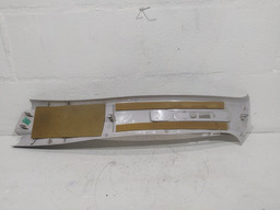 ACABAMENTO SUPERIOR COLUNA CENTRAL DIREITA PEUGEOT 206 SW 07