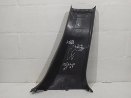 ACABAMENTO INFERIOR COLUNA DIANTEIRA ESQUERDA RENAULT MEGANE