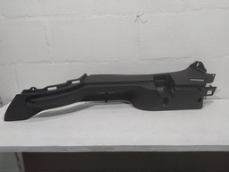 SUPORTE BAGAGITO TRASEIRO ESQUERDO RENAULT MEGANE GT 2007