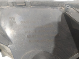 FAROL DIREITO RENAULT  DUSTER 2015