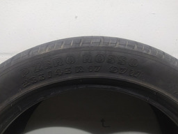 PAR PNEU PIRELLI  235/45 ARO 17