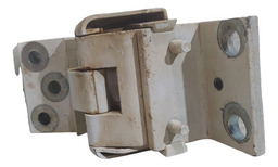 DOBRADIÇA INFERIOR TAMPA TRASEIRA DIREITA PARTNER 2006