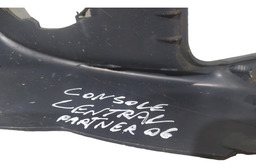 CONSOLE CENTRAL PEUGEOT PARTNER 2006
