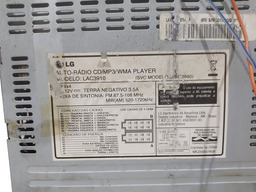 AUTO RADIO CD MP3 WMA PLAYER LAC9310 SEM A FRENTE