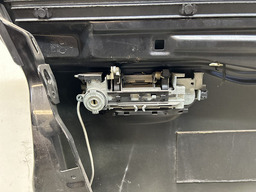 PORTA DIANTEIRA ESQUERDA AUDI A3 1997 1998 A 2005 DIANTEIRA ESQUERDA