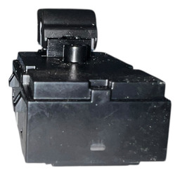 BOTÃO VIDRO ELÉTRICO T.D TRACKER LT 1.0 AUTO 2023