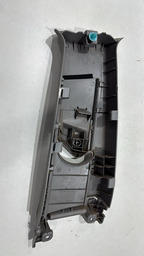 ACABAMENTO COLUNA ESQUERDA TOYOTA YARIS 2023 Á 2024