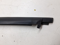 GUARNIÇÃO PORTA DIANTEIRA DIREITA CAPTIVA 2008 A 2017