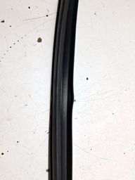 GUARNIÇÃO PORTA DIANTEIRA DIREITA CAPTIVA 2008 A 2017