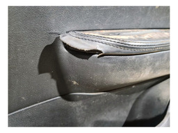 FORRO PORTA DIANTEIRA DIREITA PEUGEOT 307 2007 COM DETALHE