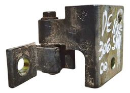 DOBRADIÇA INFERIOR PORTA DIANTEIRA ESQUERDA PEUGEOT 306 SW