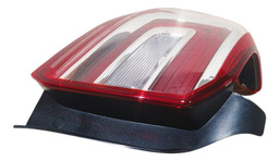 LANTERNA TRASEIRA ESQUERDA RENAULT LOGAN 2014 EM DIANTE TYC