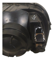 FAROL DIANTEIRO ESQUERDO COM DETALHE RENAULT KWID 2022 2024