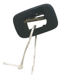 ACABAMENTO TRAVA TRASEIRA DIREITA RENAULT SANDERO 2011