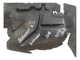 DEFLETOR DIREITO RADIADOR MOTOR PEUGEOT 208 2013 2016