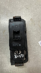Moldura Botão Vidro Elétrico Traseiro Direito Gm Onix