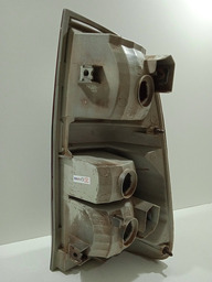 LANTERNA TRASEIRA ESQUERDA TOYOTA HILUX 2014 USADA 