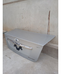 TAMPA DO PORTA MALAS FORD FOCUS SEDAN 09/13