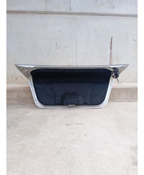 TAMPA DO PORTA MALAS FORD FOCUS SEDAN 09/13