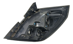 LANTERNA TRASEIRA LE GM CAPTIVA 2009 USADA