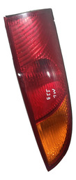 LANTERNA TRASEIRA LD FORD FOCUS HATCH 2003 USADA C/DETALHE