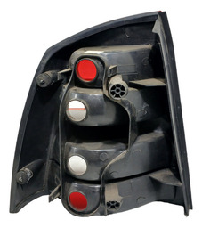 LANTERNA TRASEIRA LD GM ASTRA SEDAN 2005 USADO