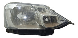 Farol Direito Toyota Etios 2013 Usado Com Detalhe