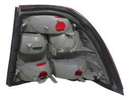 LANTERNA TRASEIRA LE GM VECTRA 1999 USADA