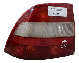 LANTERNA TRASEIRA LE GM VECTRA 1999 USADA