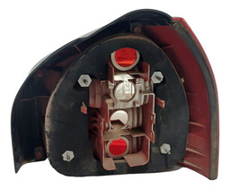 LANTERNA TRASEIRA LE AUDI A3 2005 USADA C/DETALHE