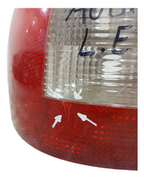 LANTERNA TRASEIRA LE AUDI A3 2005 USADA C/DETALHE