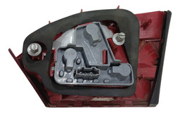 LANTERNA TRASEIRA LE TAMPA VOLKSWAGEN JETTA TSI 2013 USADO