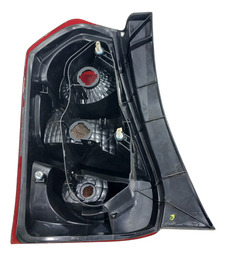 LANTERNA TRASEIRA LD TOYOTA ETIOS 2013 USADA