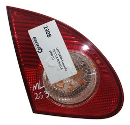 Lanterna Traseira Le Tampa Toyota Corolla 2001 Usada