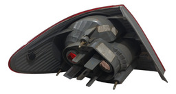 LANTERNA TRASEIRA LD CANTO TOYOTA COROLLA SEDAN 2006 USADA