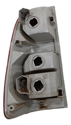 LANTERNA TRASEIRA LD TOYOTA HILUX 2014 USADA