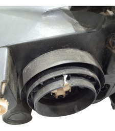 FAROL DIREITO CHEVROLET CELTA 2009 USADO ORIGINAL DETALHE