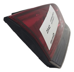 LANTERNA TRASEIRA LE TAMPA FIAT SIENA 2011 USADA