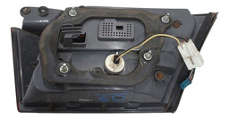 LANTERNA TRASEIRA LE TAMPA AZERA 2009 USADA