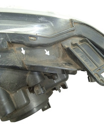 FAROL DIREITO MITSUBISHI L200 TRITON 2011 USADO