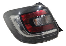 Lanterna Traseira Le Renault Sandero Rs 2015 Com Detalhe