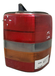 Lanterna Traseira Le Jeep Cherokee 1995 Usada Com Detalhe