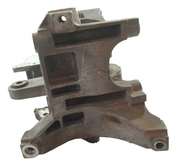 SUPORTE COMPRESSOR BOMBA ALTA ALTERNADOR AMAROK 2.0 2010