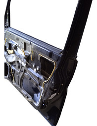 PORTA DIANTEIRA DIREITA PEJERO TR4 2002/2009 COM DETALHE