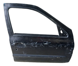 Porta Dianteira Direita Renault Clio 2000/2002 Com Detalhe